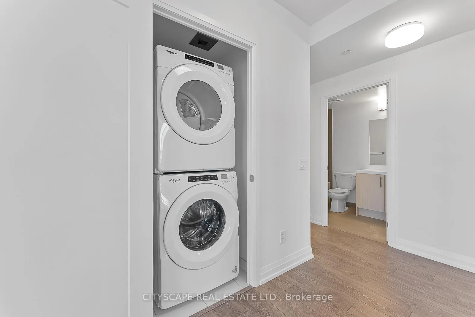 Photo 28 of Unit 2007, 286 Main Street, Toronto, East End-Danforth — HOMEH