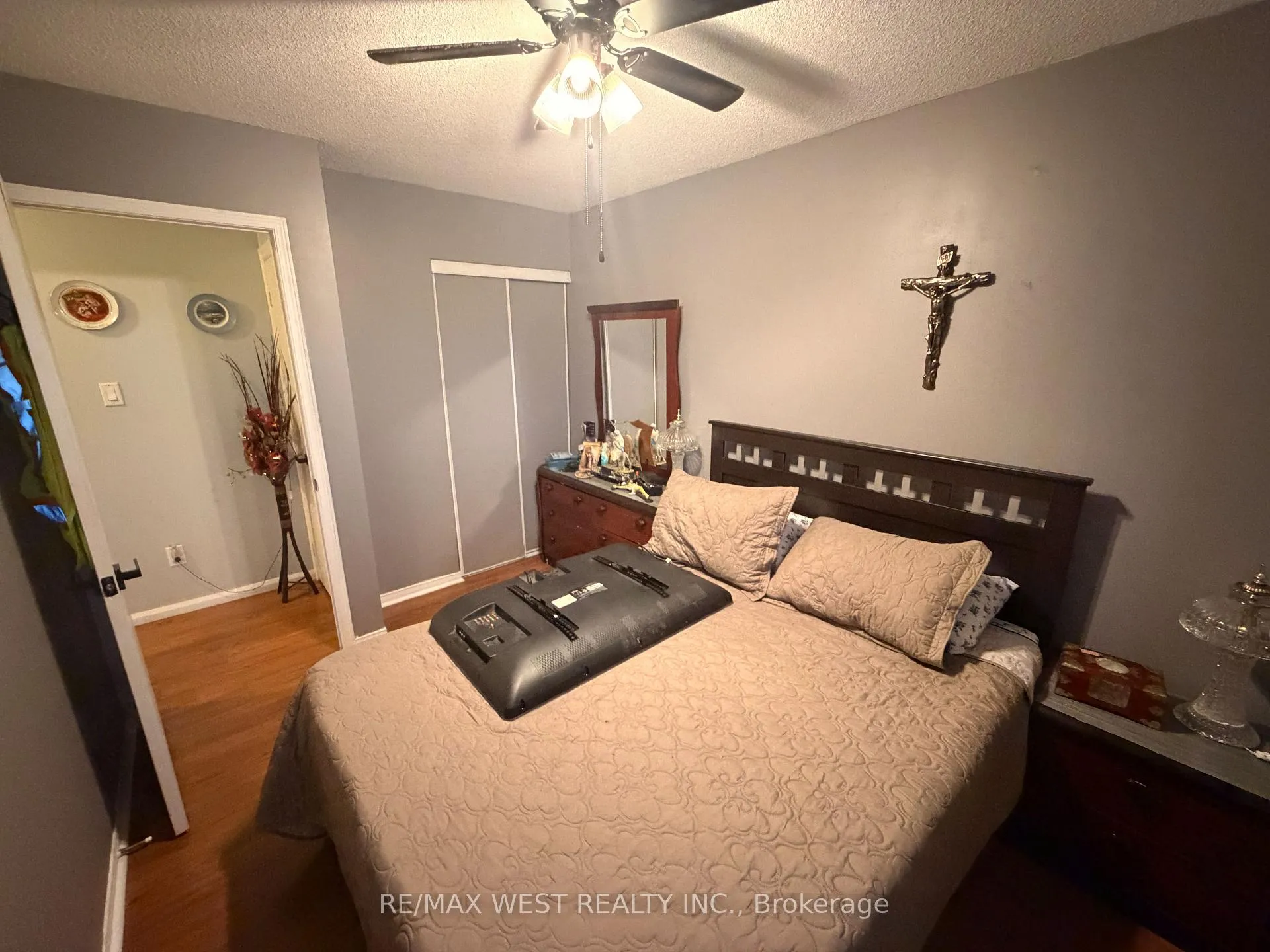 Photo 15 of 87 Athabaska Road, Barrie, Holly — HOMEH