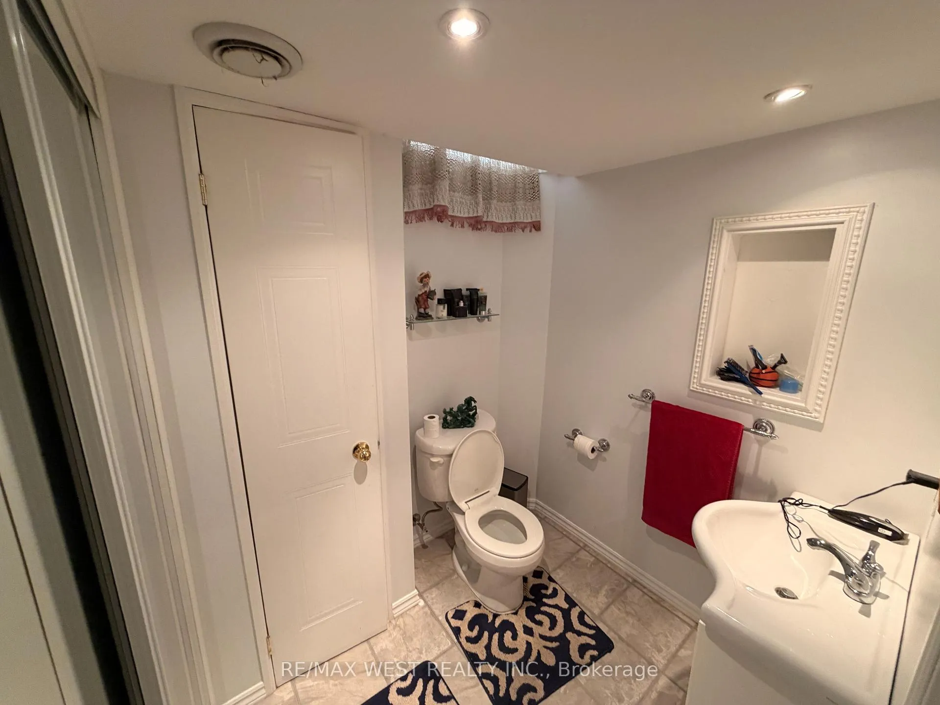 Photo 18 of 87 Athabaska Road, Barrie, Holly — HOMEH