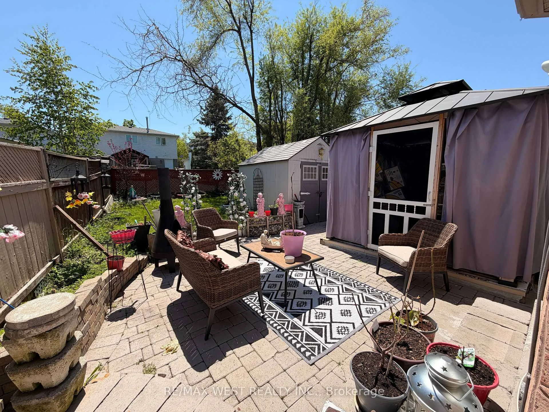 Photo 20 of 87 Athabaska Road, Barrie, Holly — HOMEH