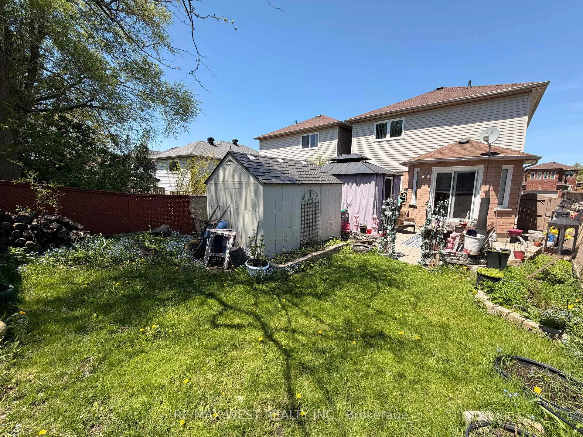 Photo 22 of 87 Athabaska Road, Barrie, Holly — HOMEH