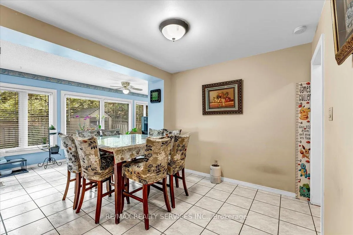 Photo 12 of 16 Major William Sharpe Drive E, Brampton, Northwood Park — HOMEH