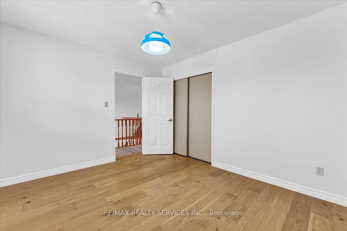 Photo 30 of 16 Major William Sharpe Drive E, Brampton, Northwood Park — HOMEH