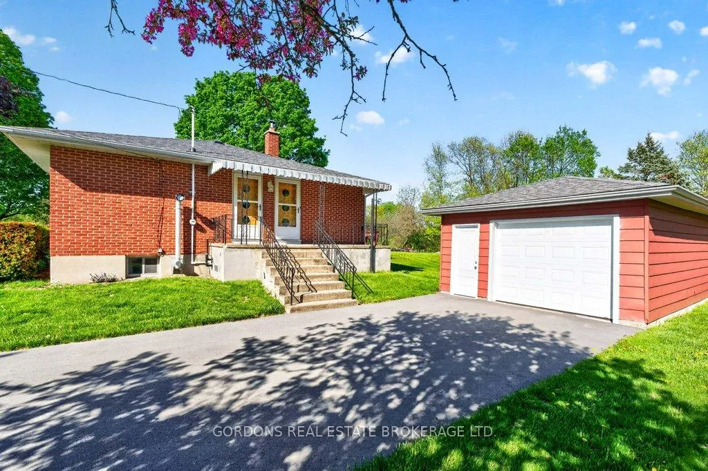 Photo 6 of 3770 Fair Grounds Road, Frontenac, Frontenac South — HOMEH