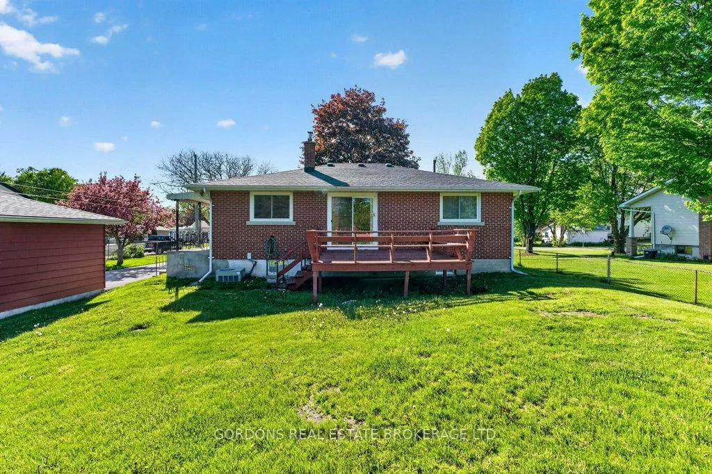 Photo 9 of 3770 Fair Grounds Road, Frontenac, Frontenac South — HOMEH