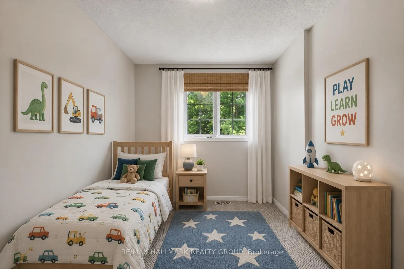 Photo 25 of 130 College Circle, Ottawa, Castle Heights — HOMEH