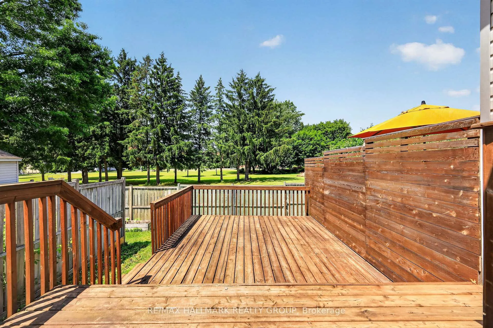 Photo 41 of 130 College Circle, Ottawa, Castle Heights — HOMEH