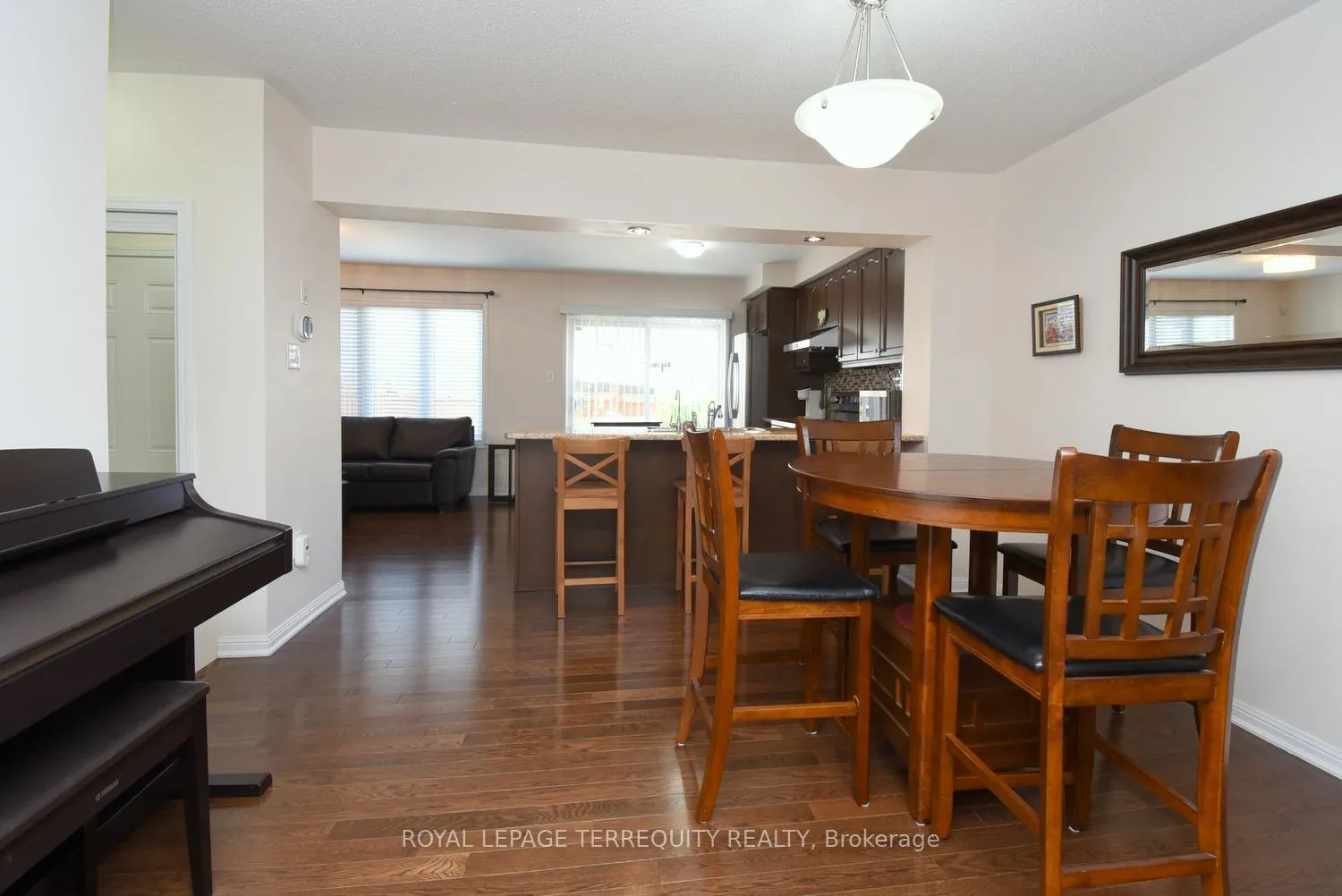 Photo 12 of 110 Gleave Terrace, Milton, Harrison — HOMEH