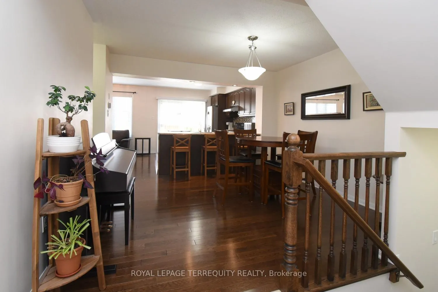 Photo 13 of 110 Gleave Terrace, Milton, Harrison — HOMEH