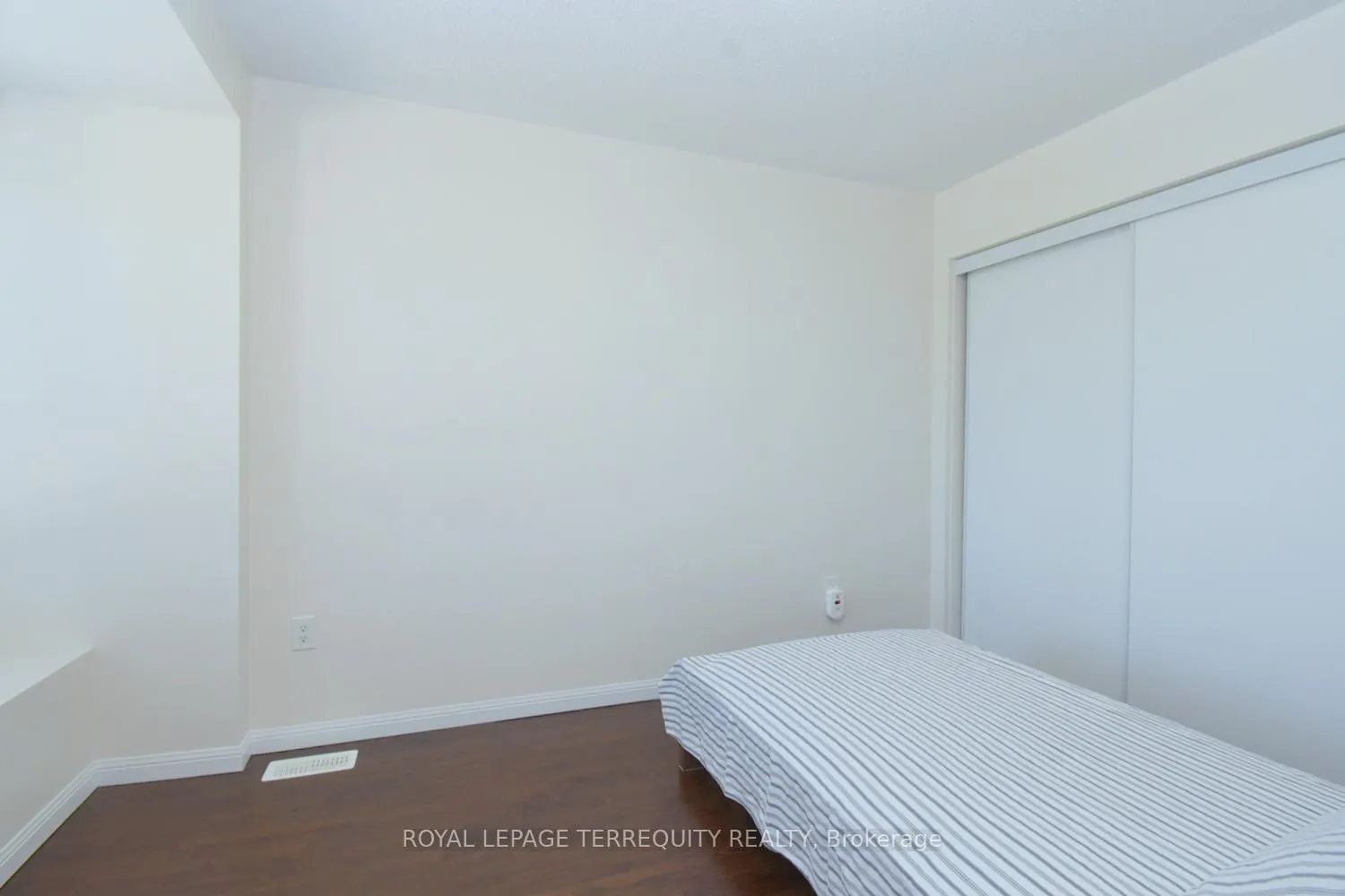 Photo 35 of 110 Gleave Terrace, Milton, Harrison — HOMEH