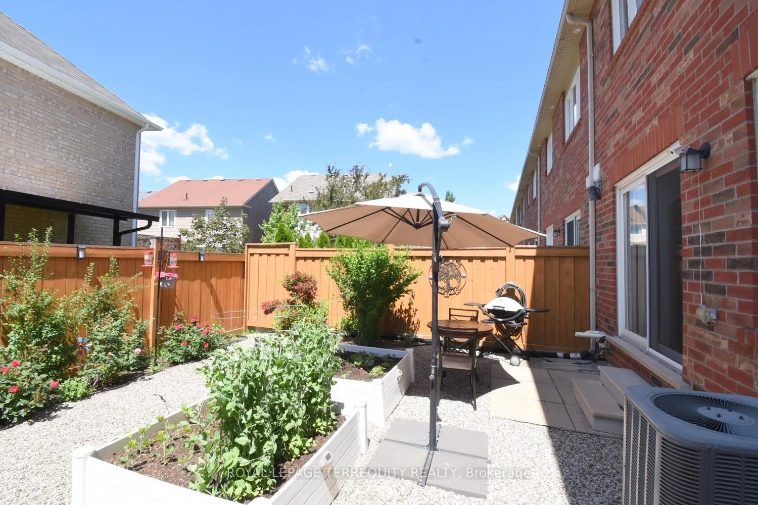Photo 44 of 110 Gleave Terrace, Milton, Harrison — HOMEH