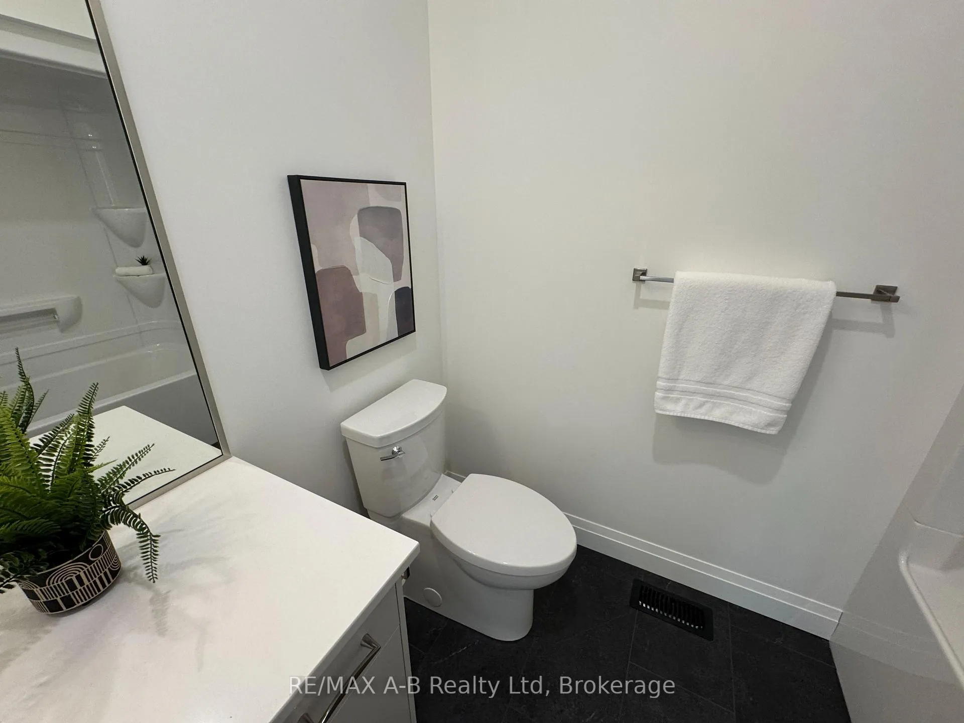 Photo 13 of 169 Wimpole Street, West Perth, Mitchell — HOMEH