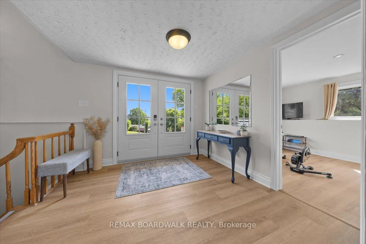 Photo 5 of 1079 River Road S, McNab/Braeside, Mcnab/Braeside Twps — HOMEH