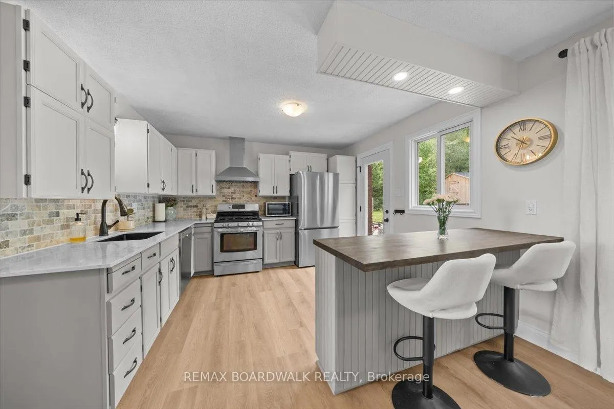 Photo 19 of 1079 River Road S, McNab/Braeside, Mcnab/Braeside Twps — HOMEH