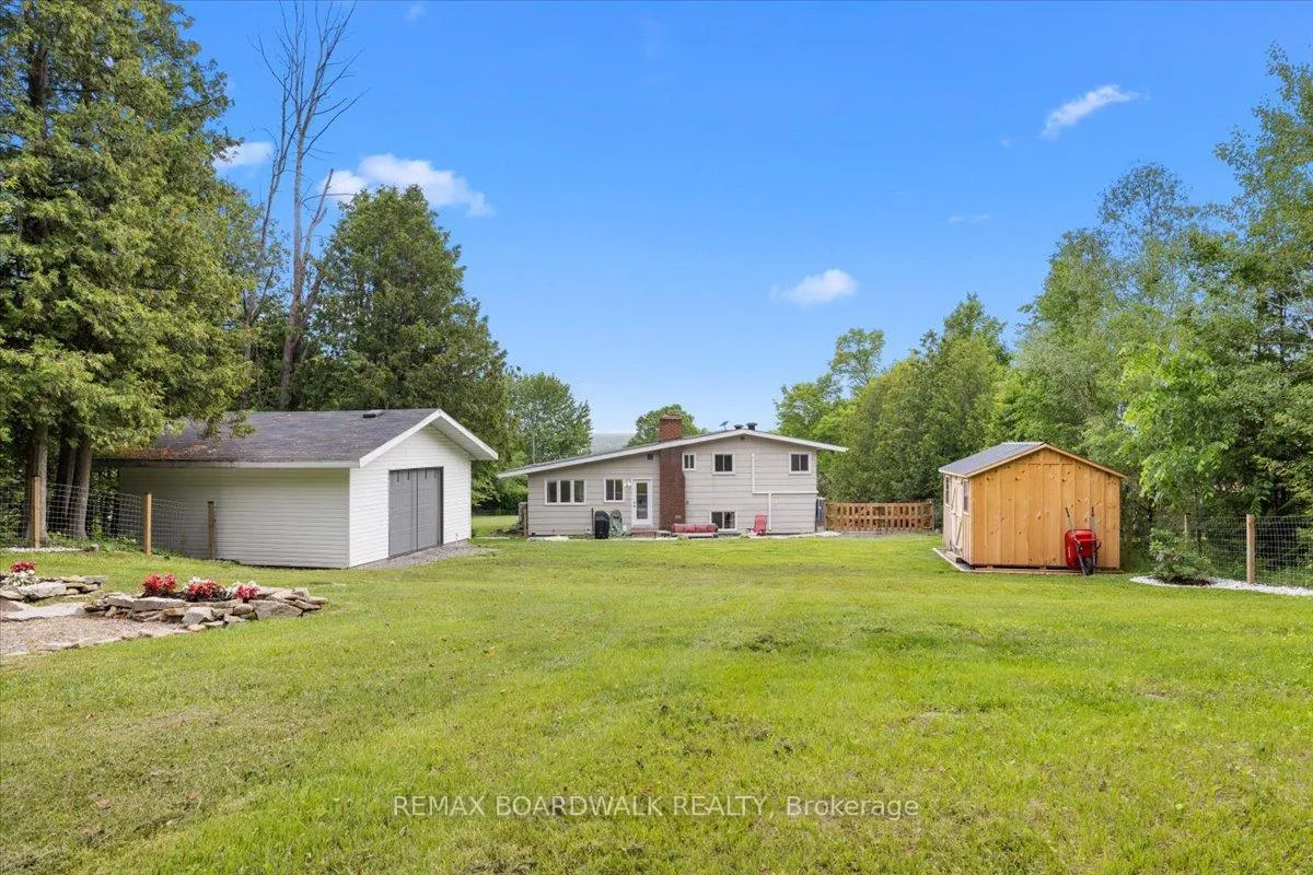 Photo 36 of 1079 River Road S, McNab/Braeside, Mcnab/Braeside Twps — HOMEH