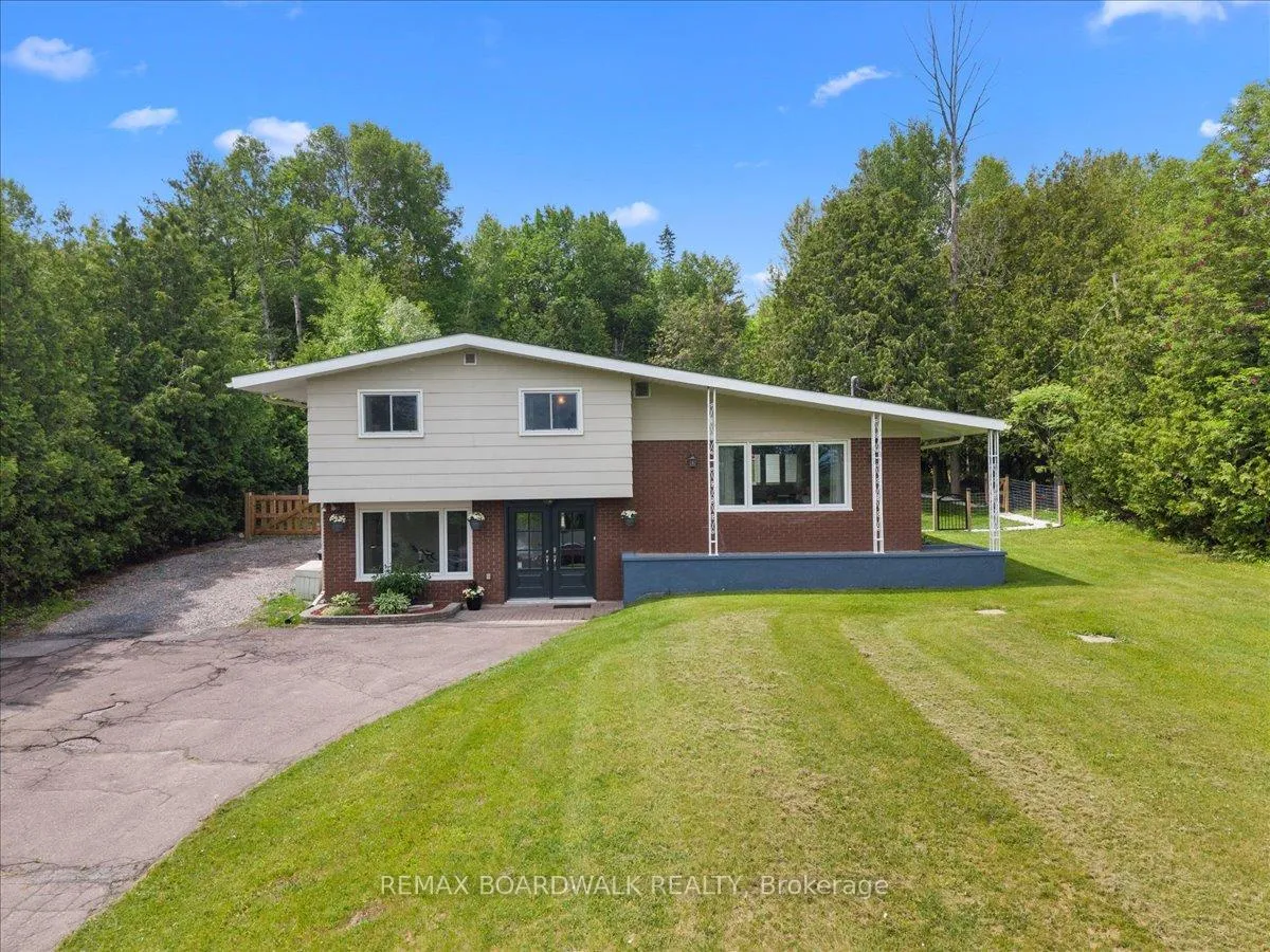 Photo 40 of 1079 River Road S, McNab/Braeside, Mcnab/Braeside Twps — HOMEH