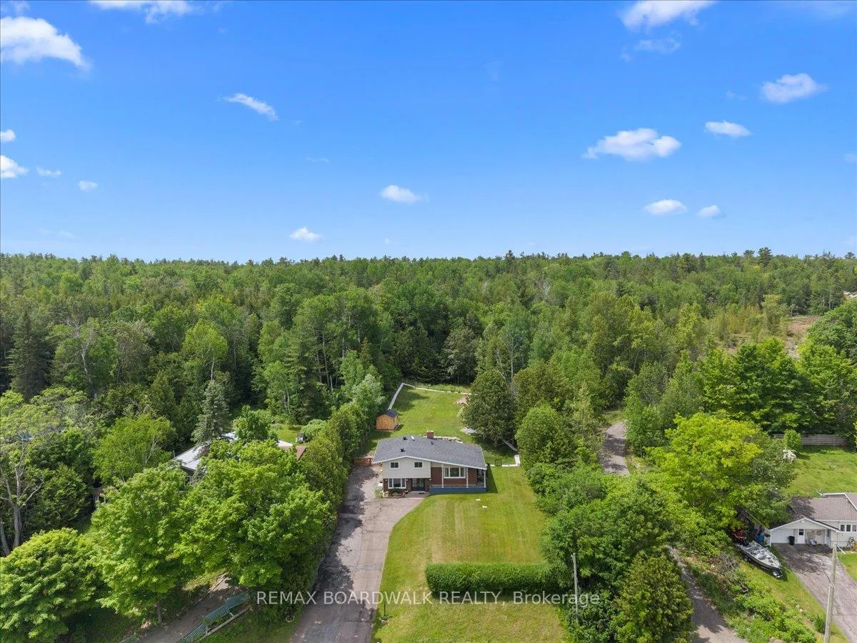Photo 41 of 1079 River Road S, McNab/Braeside, Mcnab/Braeside Twps — HOMEH