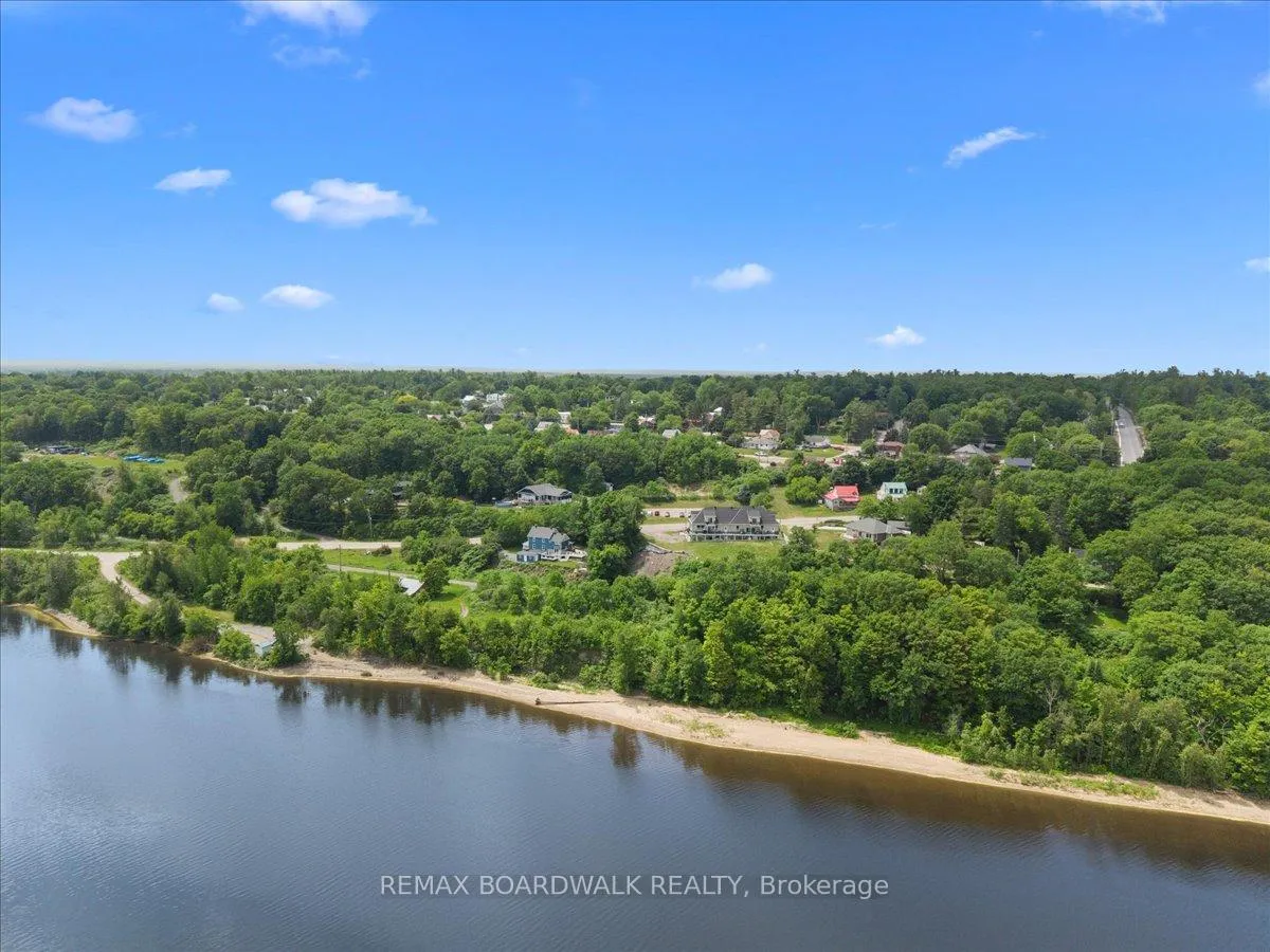 Photo 45 of 1079 River Road S, McNab/Braeside, Mcnab/Braeside Twps — HOMEH