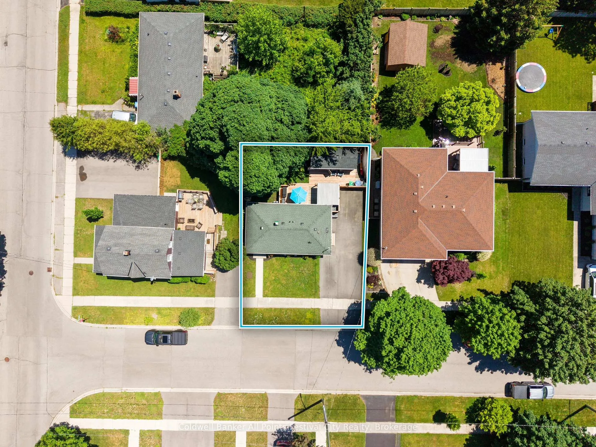 Photo 2 of 125 Widder Street, Goderich, Goderich (Town) — HOMEH
