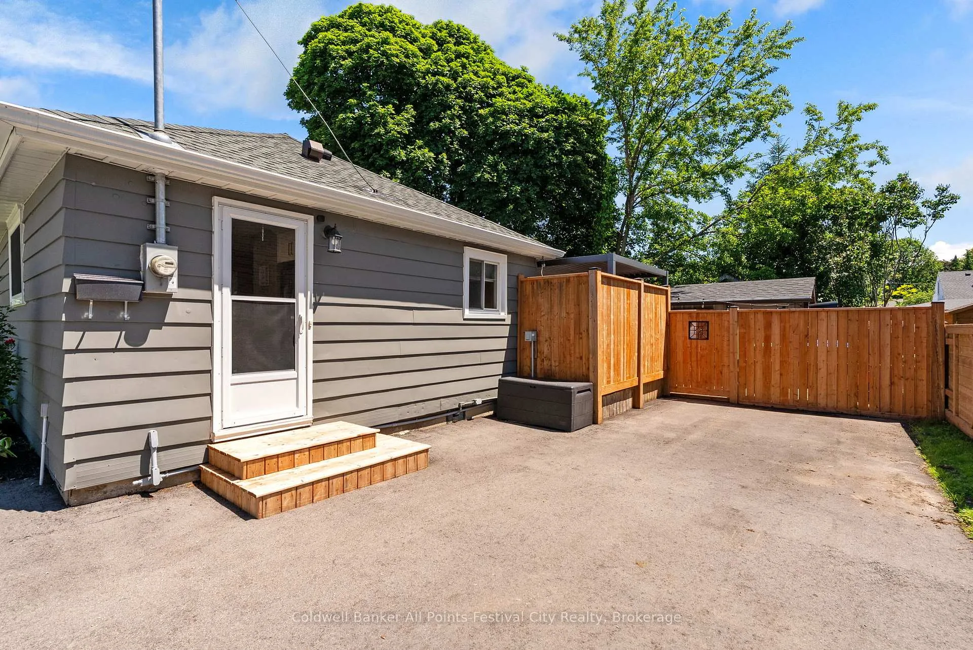 Photo 36 of 125 Widder Street, Goderich, Goderich (Town) — HOMEH