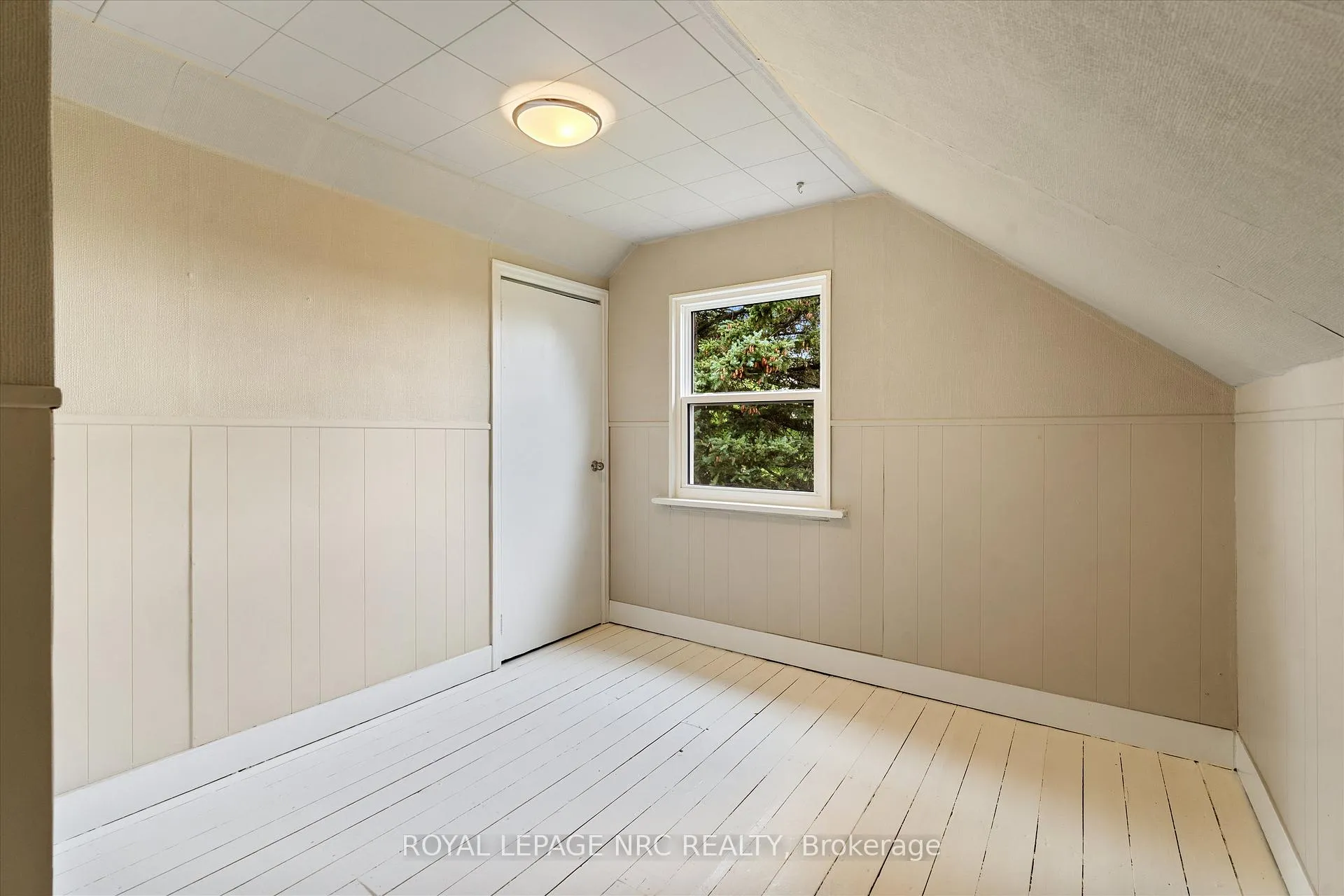 Photo 20 of 1447 Fifth Street, St. Catharines, Rural Fourth — HOMEH