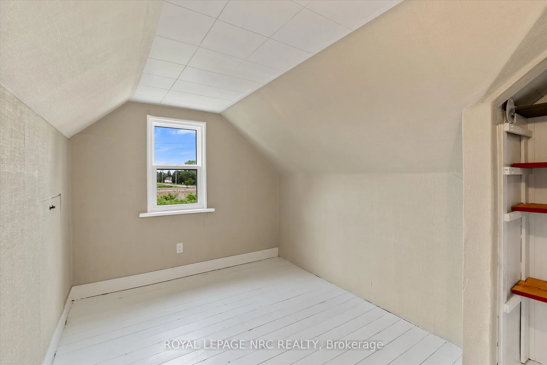 Photo 22 of 1447 Fifth Street, St. Catharines, Rural Fourth — HOMEH
