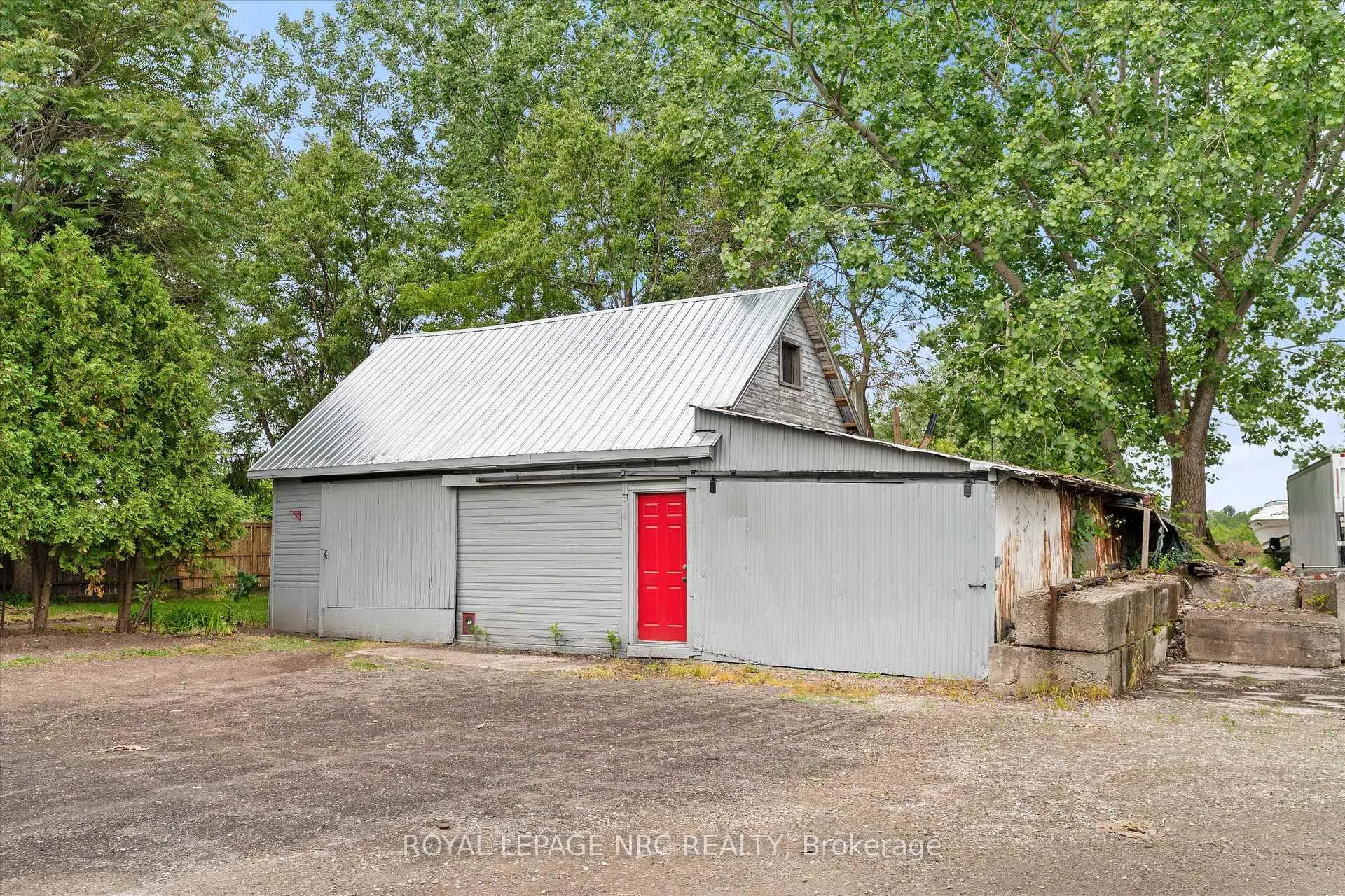 Photo 29 of 1447 Fifth Street, St. Catharines, Rural Fourth — HOMEH