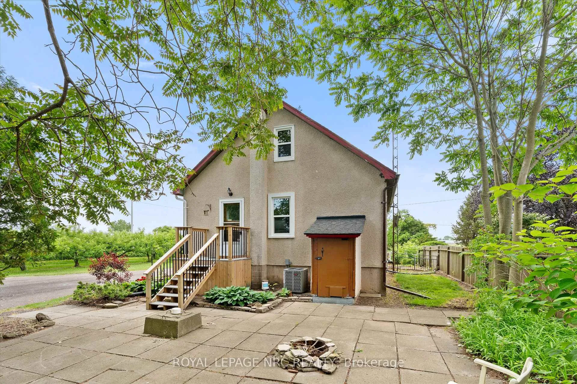 Photo 31 of 1447 Fifth Street, St. Catharines, Rural Fourth — HOMEH