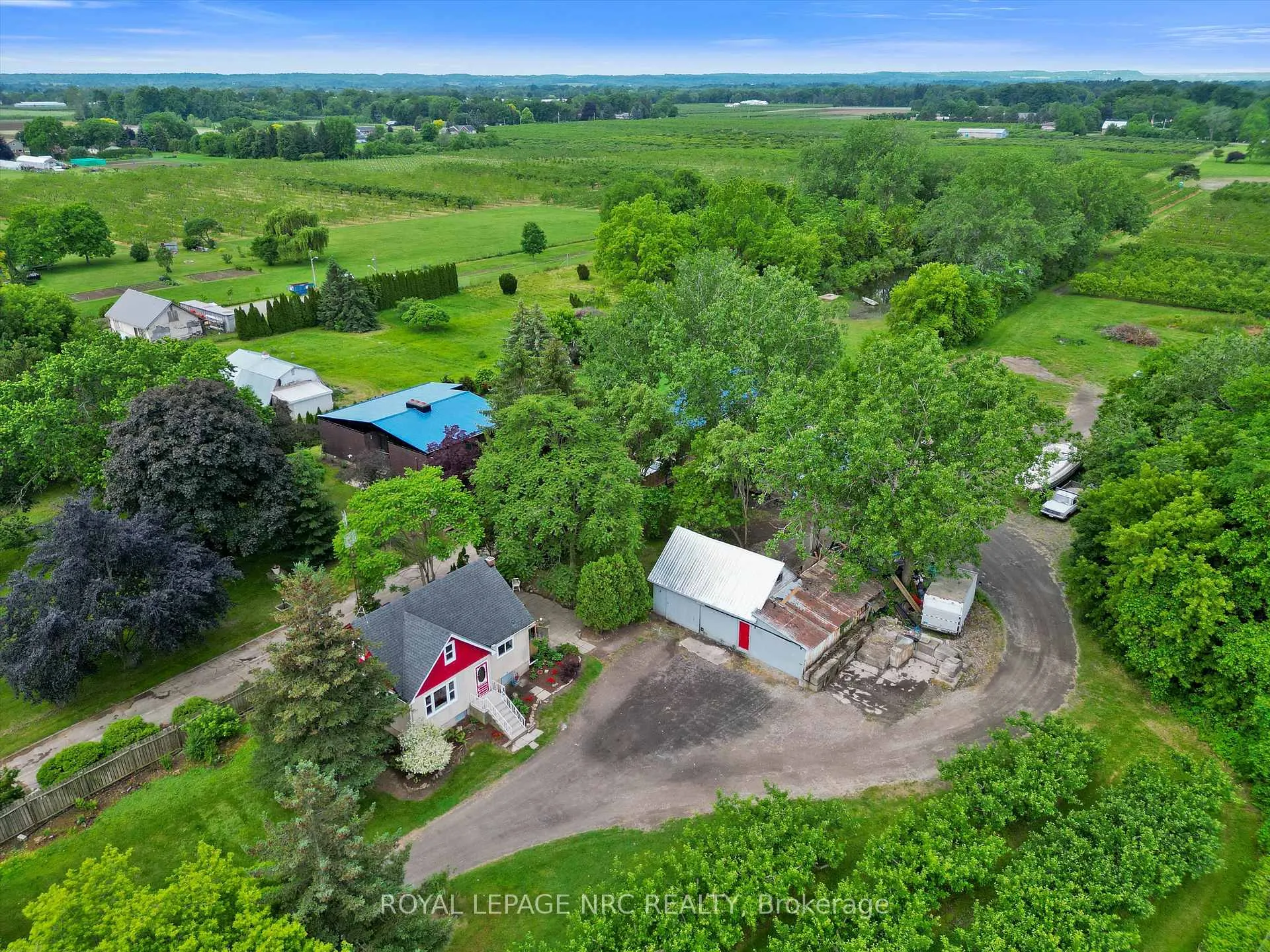 Photo 33 of 1447 Fifth Street, St. Catharines, Rural Fourth — HOMEH