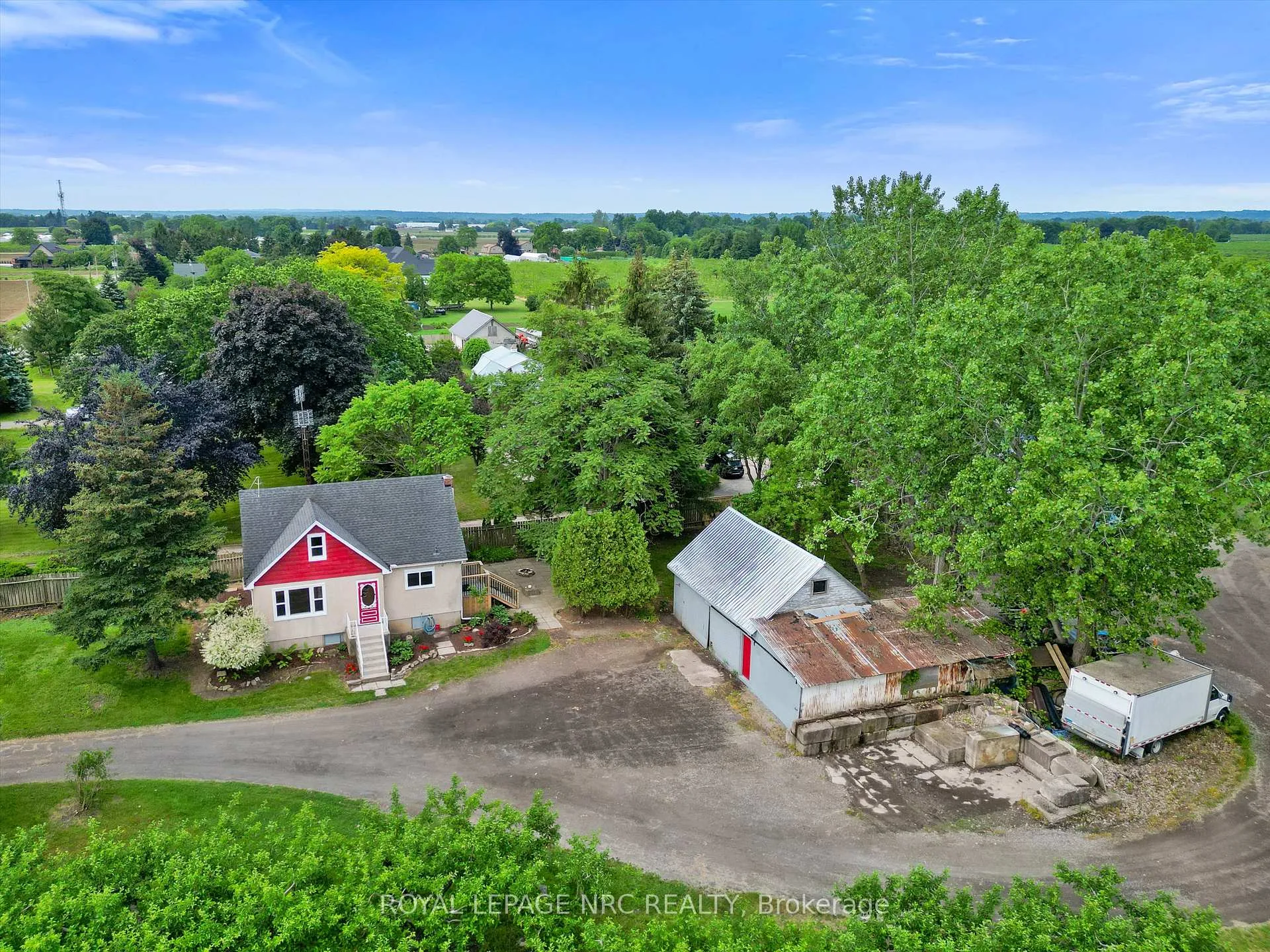 Photo 34 of 1447 Fifth Street, St. Catharines, Rural Fourth — HOMEH