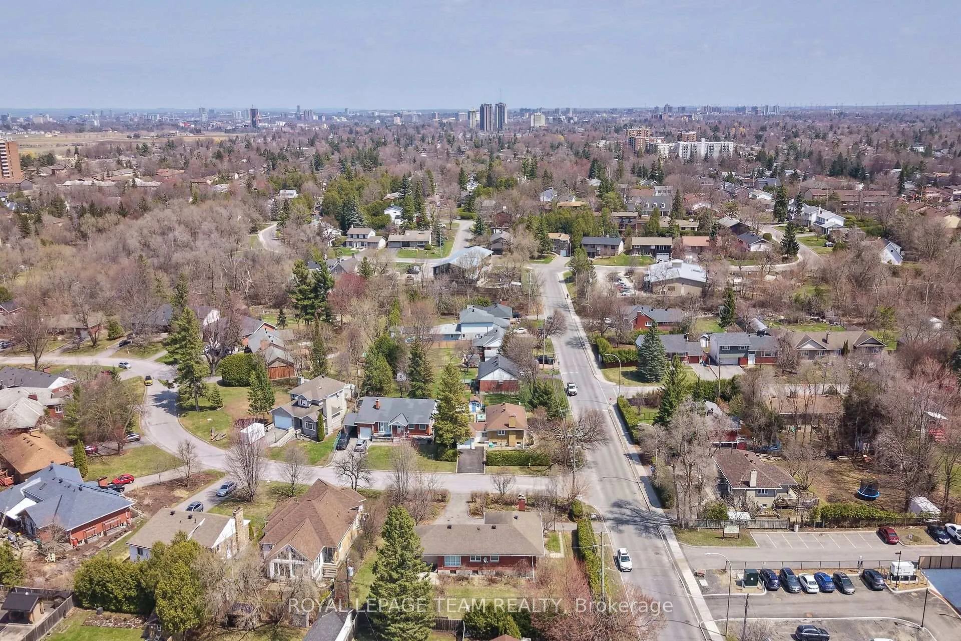 Photo 7 of 45 Capilano Drive, Ottawa, City View/Skyline/Fisher Heights/Parkwood Hills — HOMEH