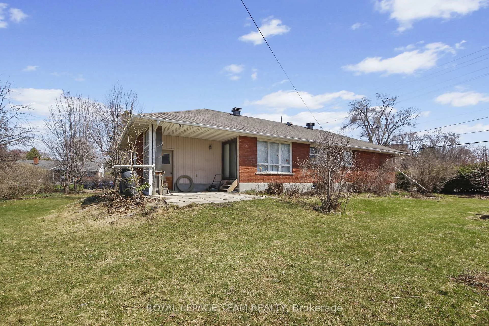 Photo 19 of 45 Capilano Drive, Ottawa, City View/Skyline/Fisher Heights/Parkwood Hills — HOMEH