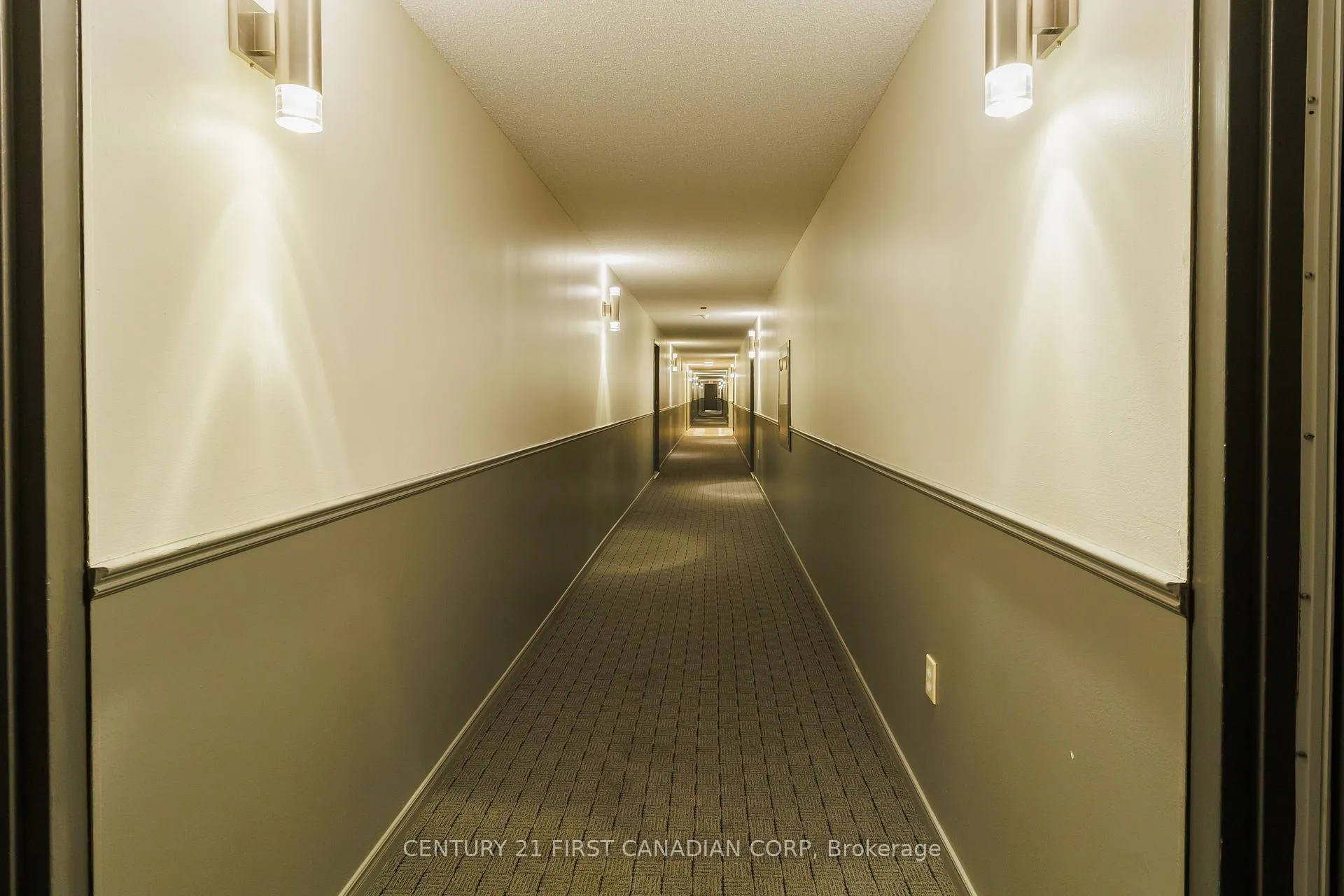 Photo 6 of Unit 1001, 30 Chapman Court, London, North I — HOMEH