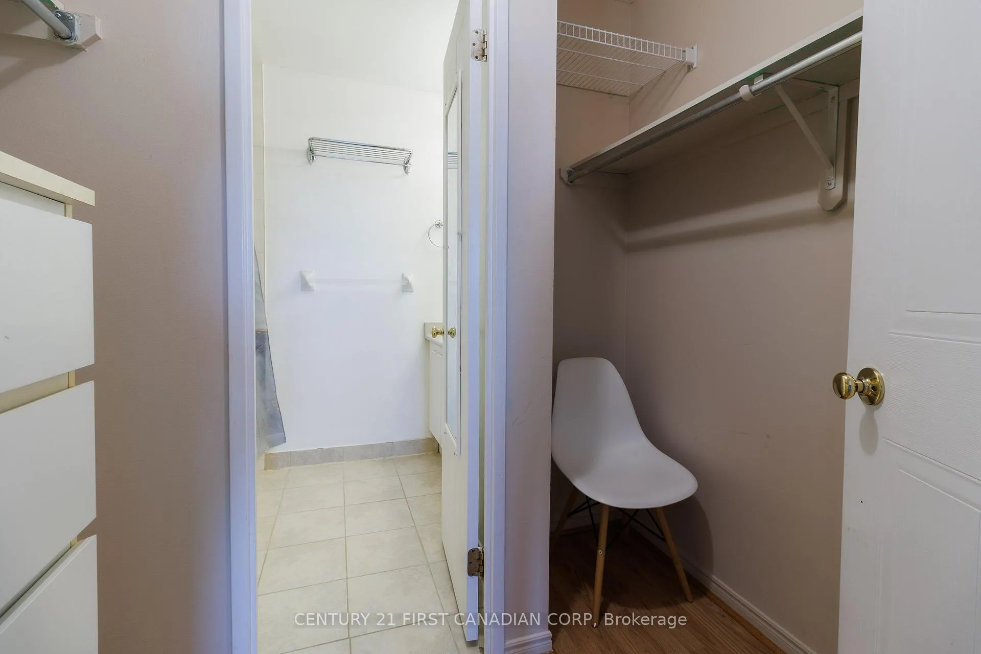 Photo 33 of Unit 1001, 30 Chapman Court, London, North I — HOMEH