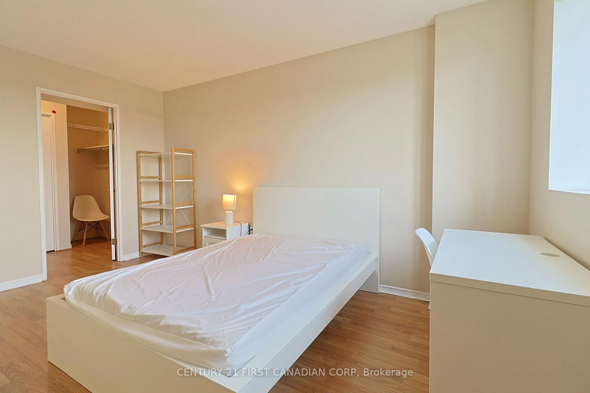 Photo 34 of Unit 1001, 30 Chapman Court, London, North I — HOMEH