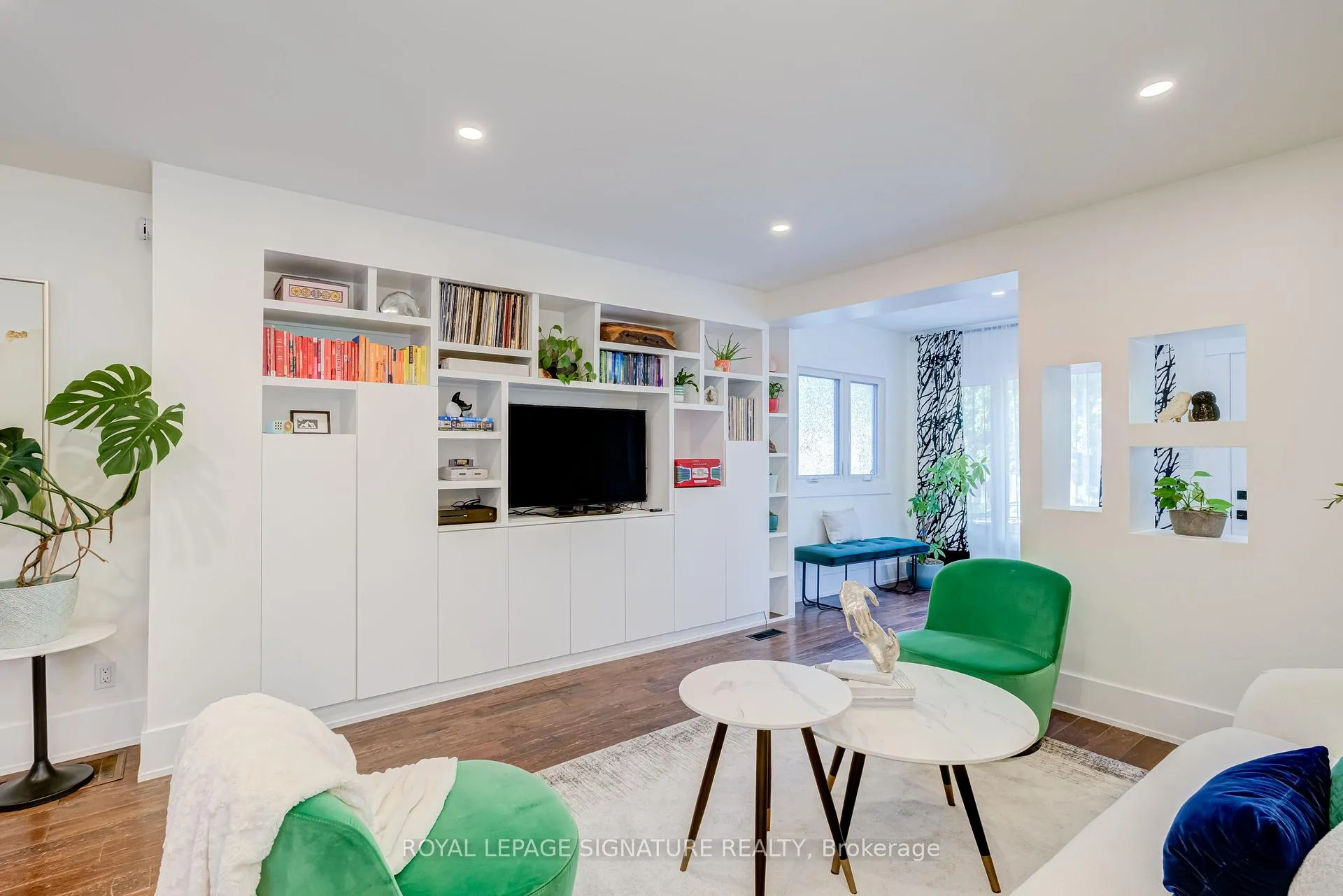 Photo 9 of 176 Barrington Avenue, Toronto, Crescent Town — HOMEH
