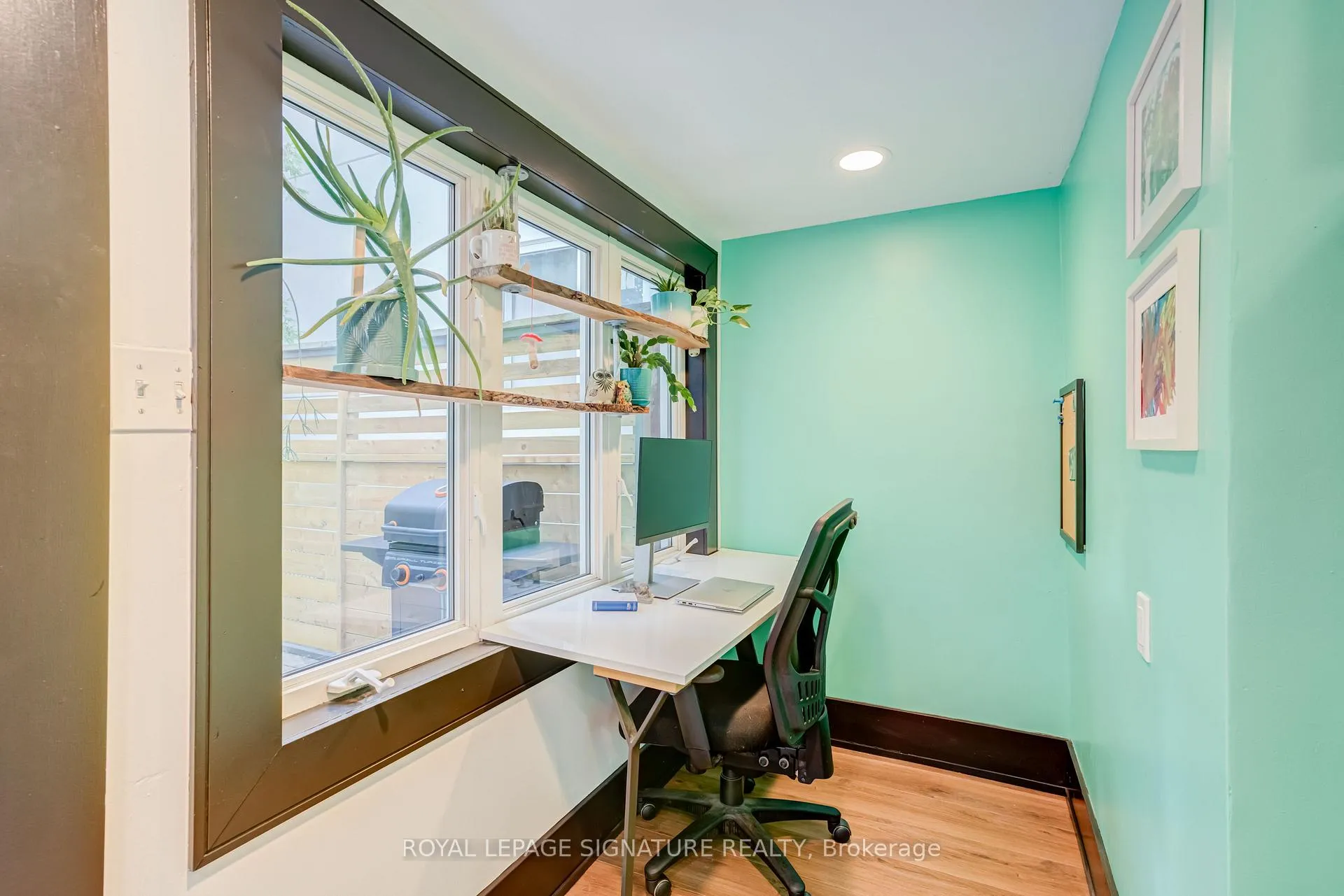 Photo 20 of 176 Barrington Avenue, Toronto, Crescent Town — HOMEH