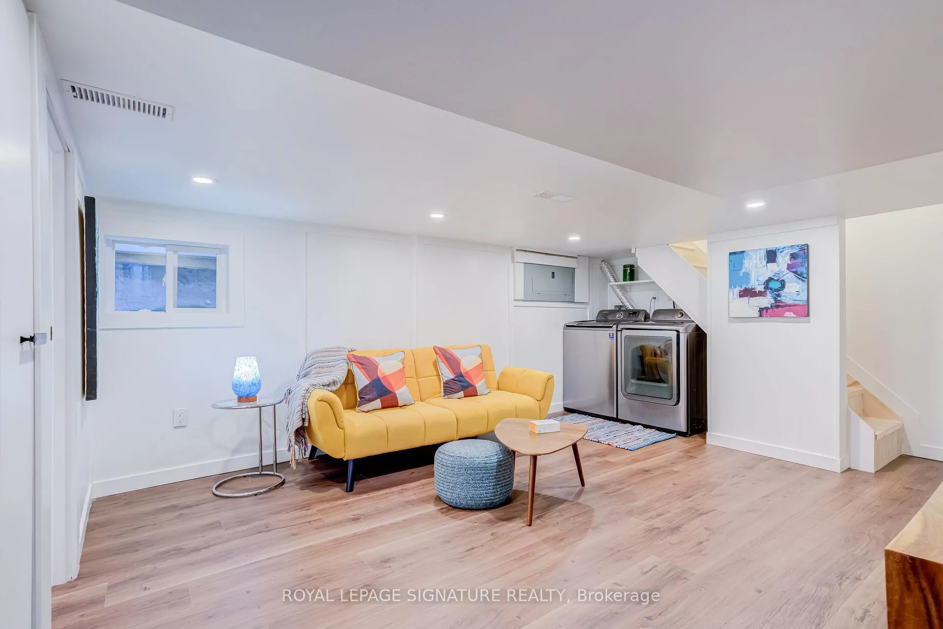 Photo 35 of 176 Barrington Avenue, Toronto, Crescent Town — HOMEH