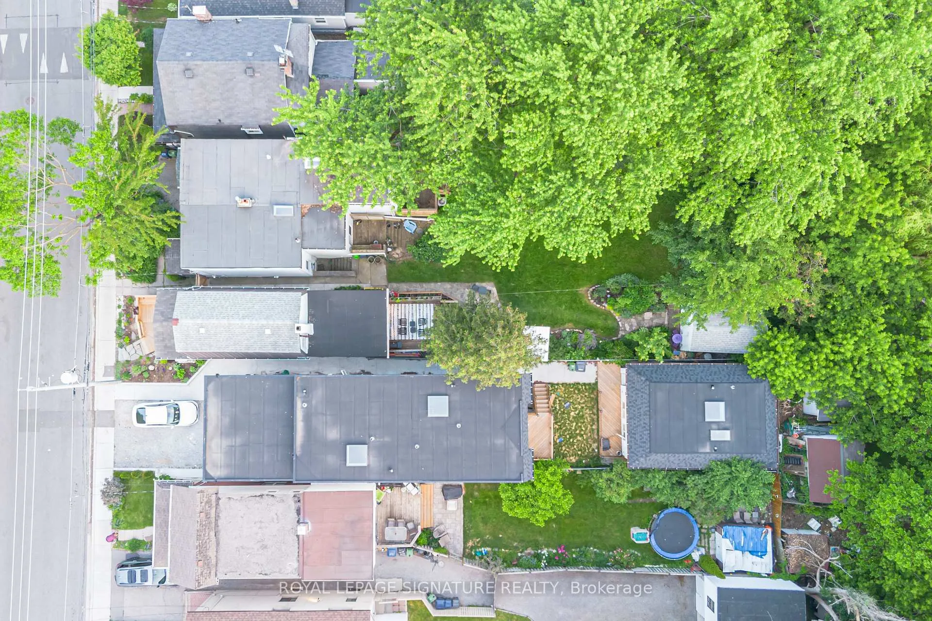 Photo 47 of 176 Barrington Avenue, Toronto, Crescent Town — HOMEH