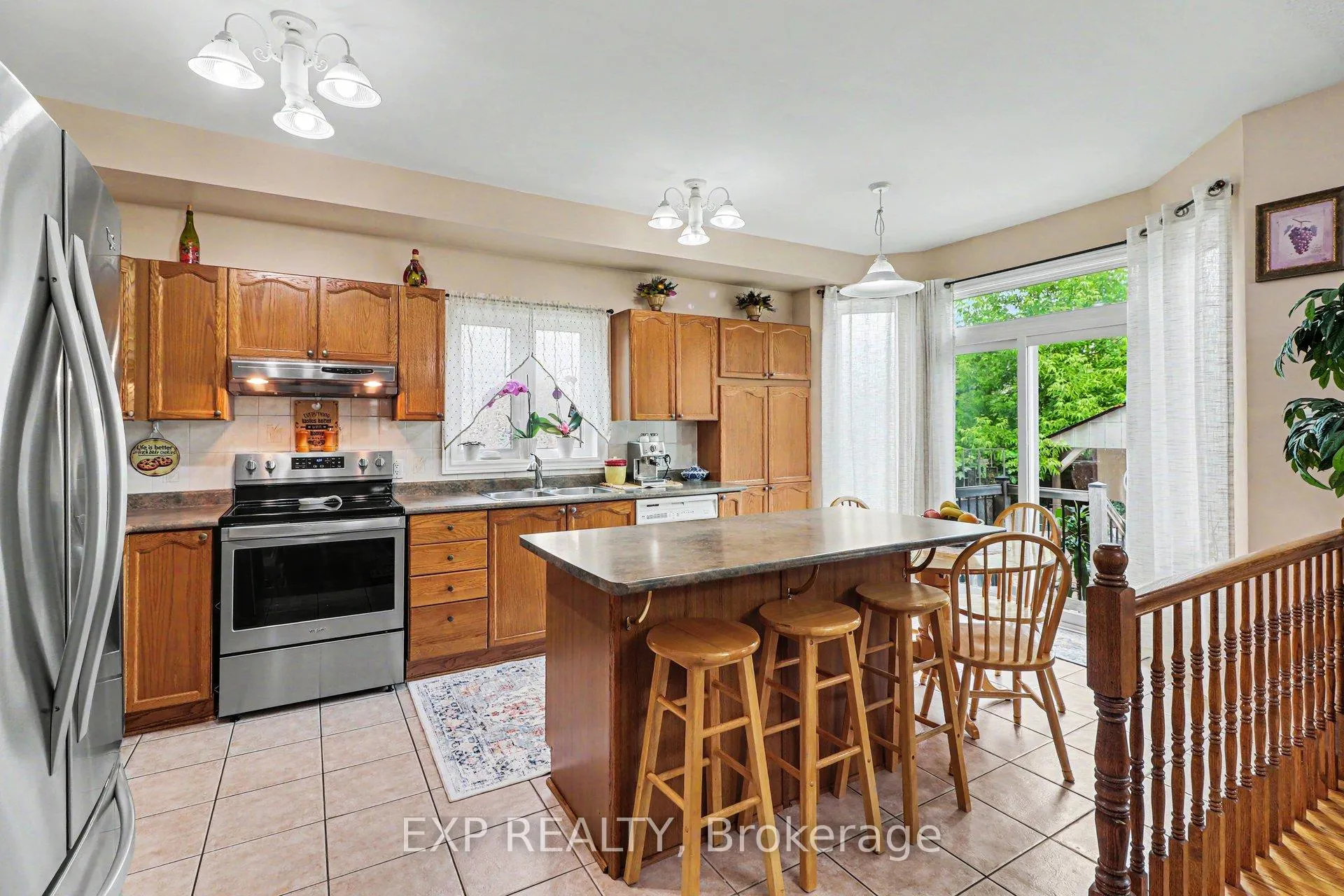 Photo 8 of 235 Station Boulevard, Ottawa, Riverview Park — HOMEH