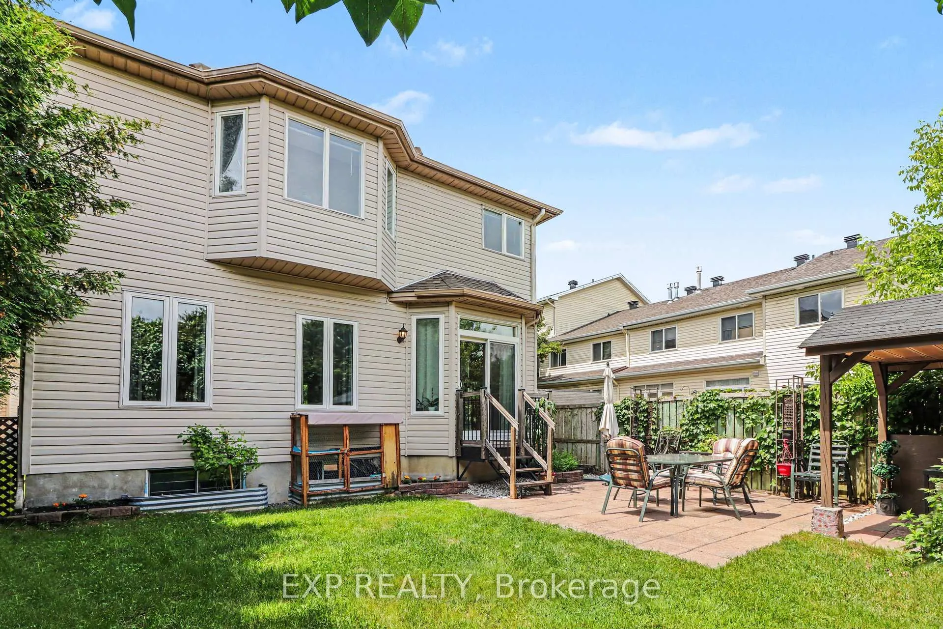 Photo 24 of 235 Station Boulevard, Ottawa, Riverview Park — HOMEH