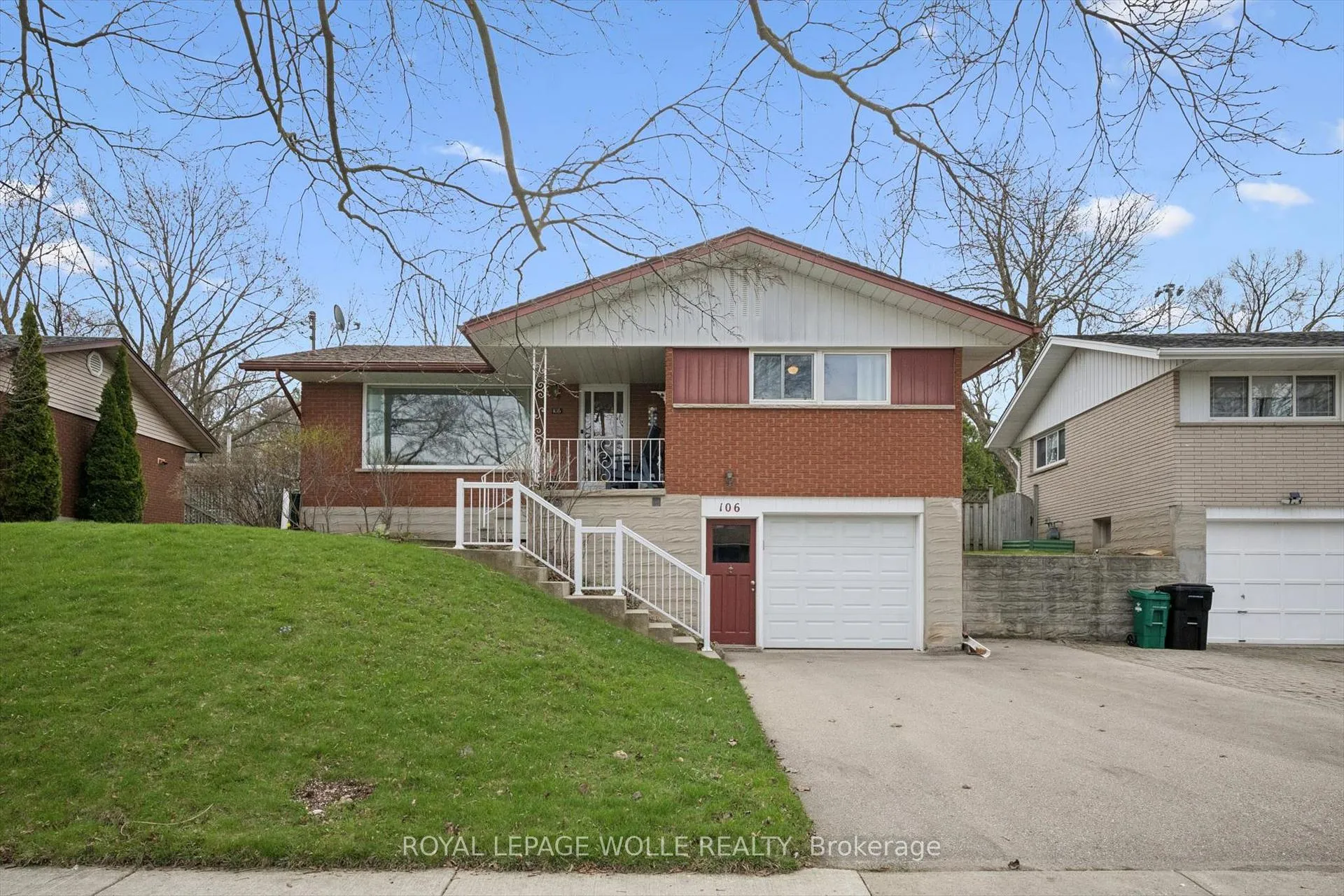 Photo 1 of 106 Ruskview Road, Kitchener — HOMEH