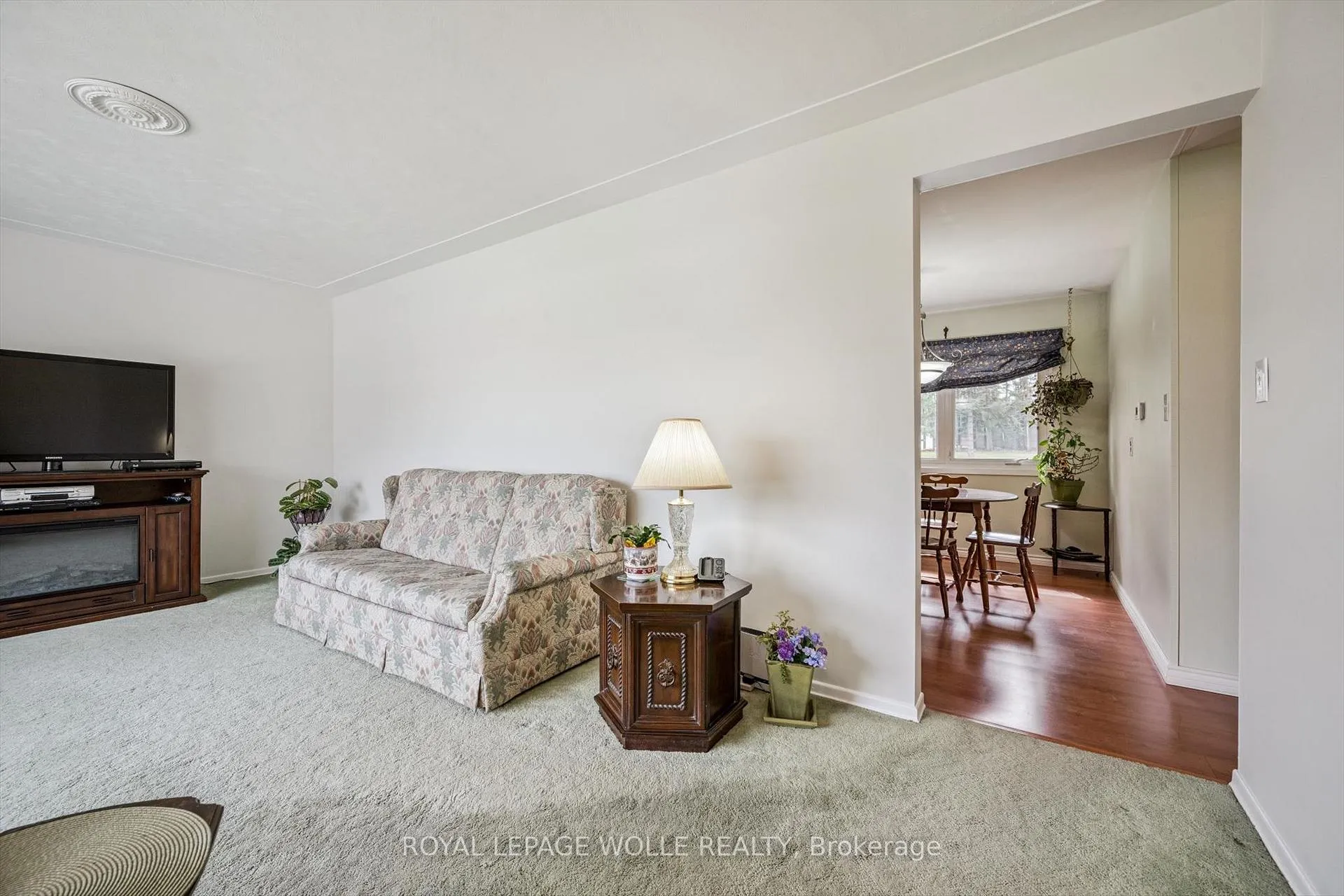 Photo 4 of 106 Ruskview Road, Kitchener — HOMEH
