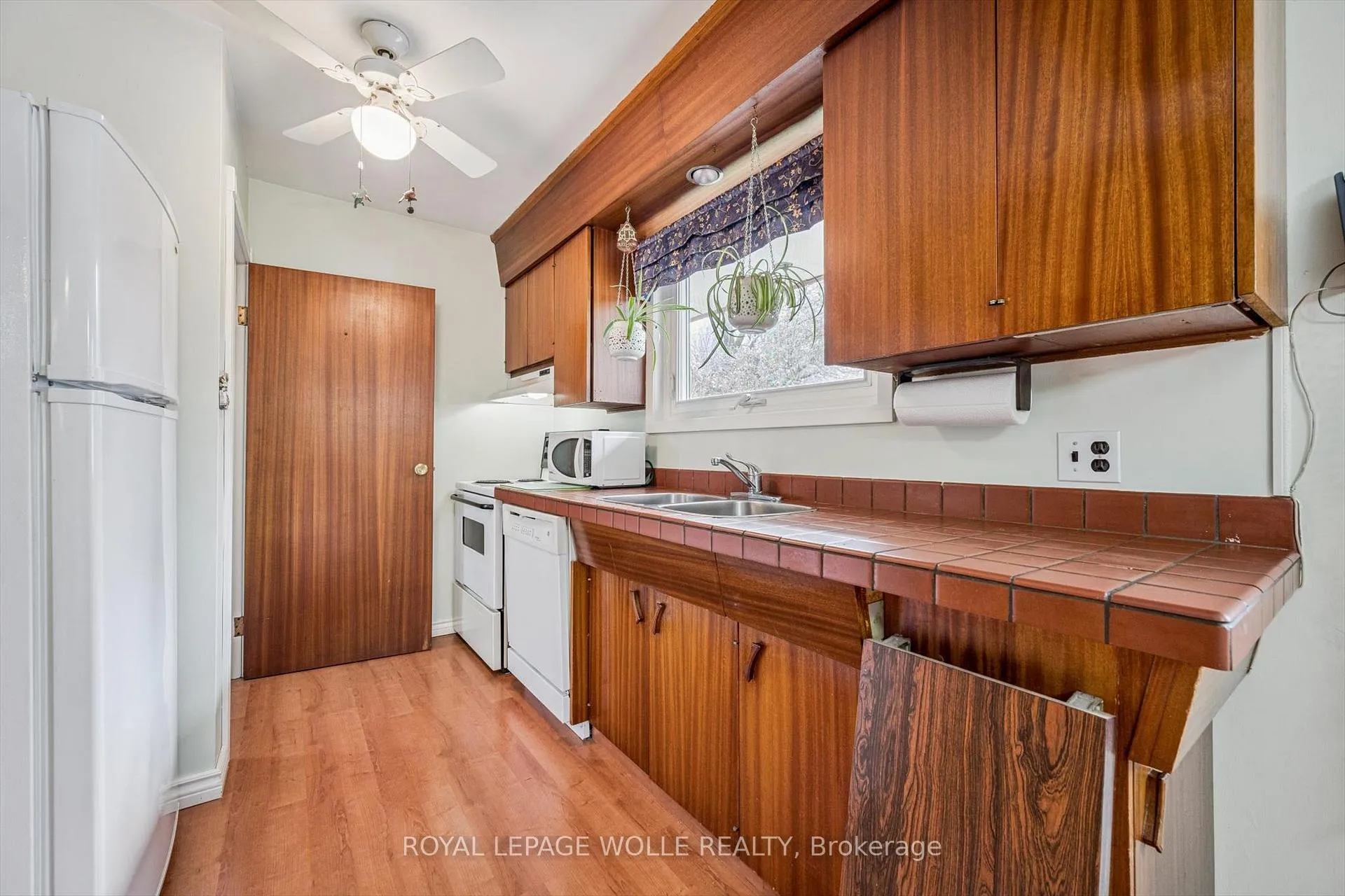 Photo 10 of 106 Ruskview Road, Kitchener — HOMEH