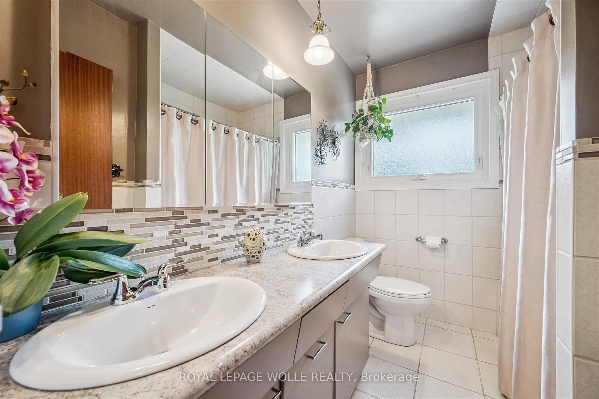 Photo 18 of 106 Ruskview Road, Kitchener — HOMEH
