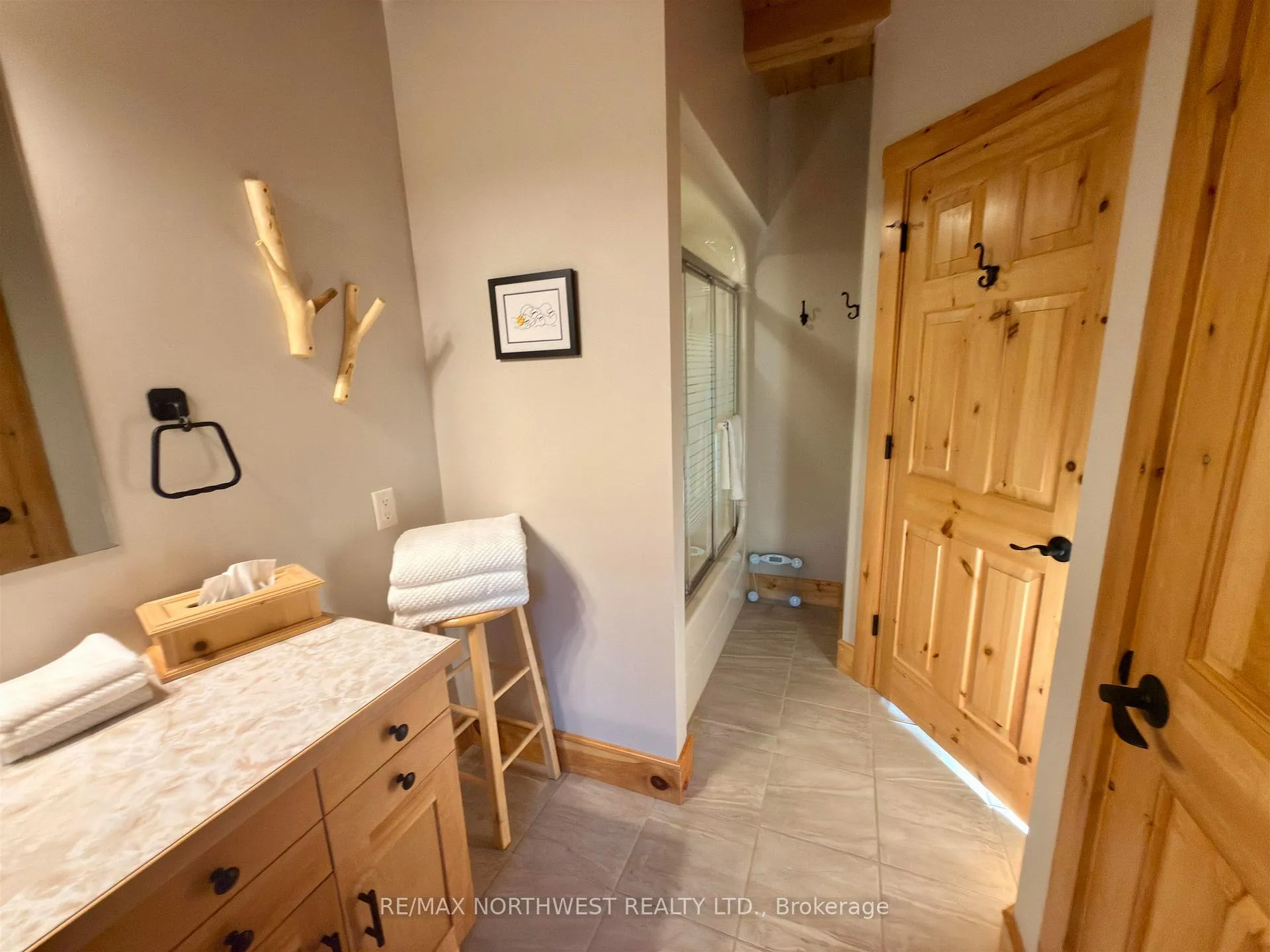 Photo 24 of LOT 8 Branch Rd 6, Kenora Remote Area, Lake of the Woods North — HOMEH