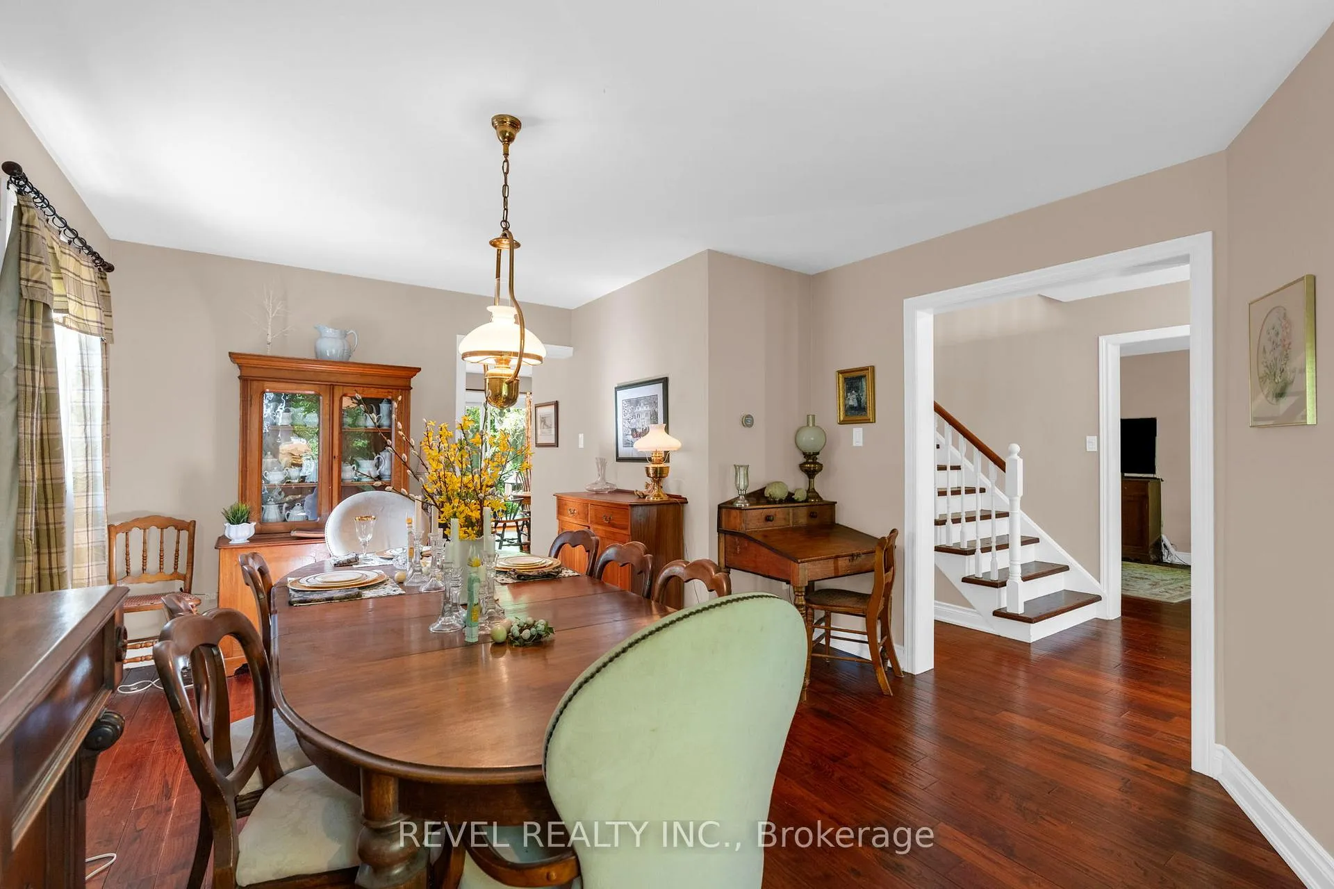 Photo 6 of 33 Falling Brook Drive, Barrie, Bayshore — HOMEH