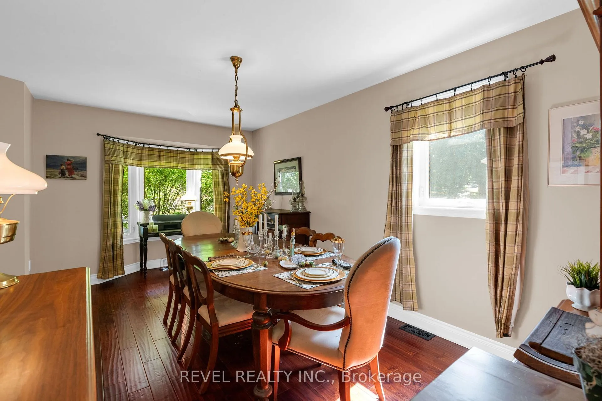 Photo 7 of 33 Falling Brook Drive, Barrie, Bayshore — HOMEH