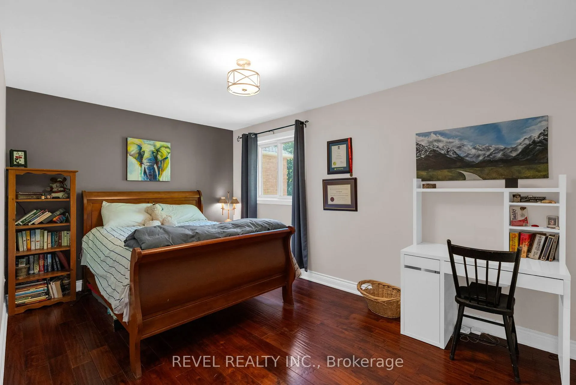 Photo 17 of 33 Falling Brook Drive, Barrie, Bayshore — HOMEH