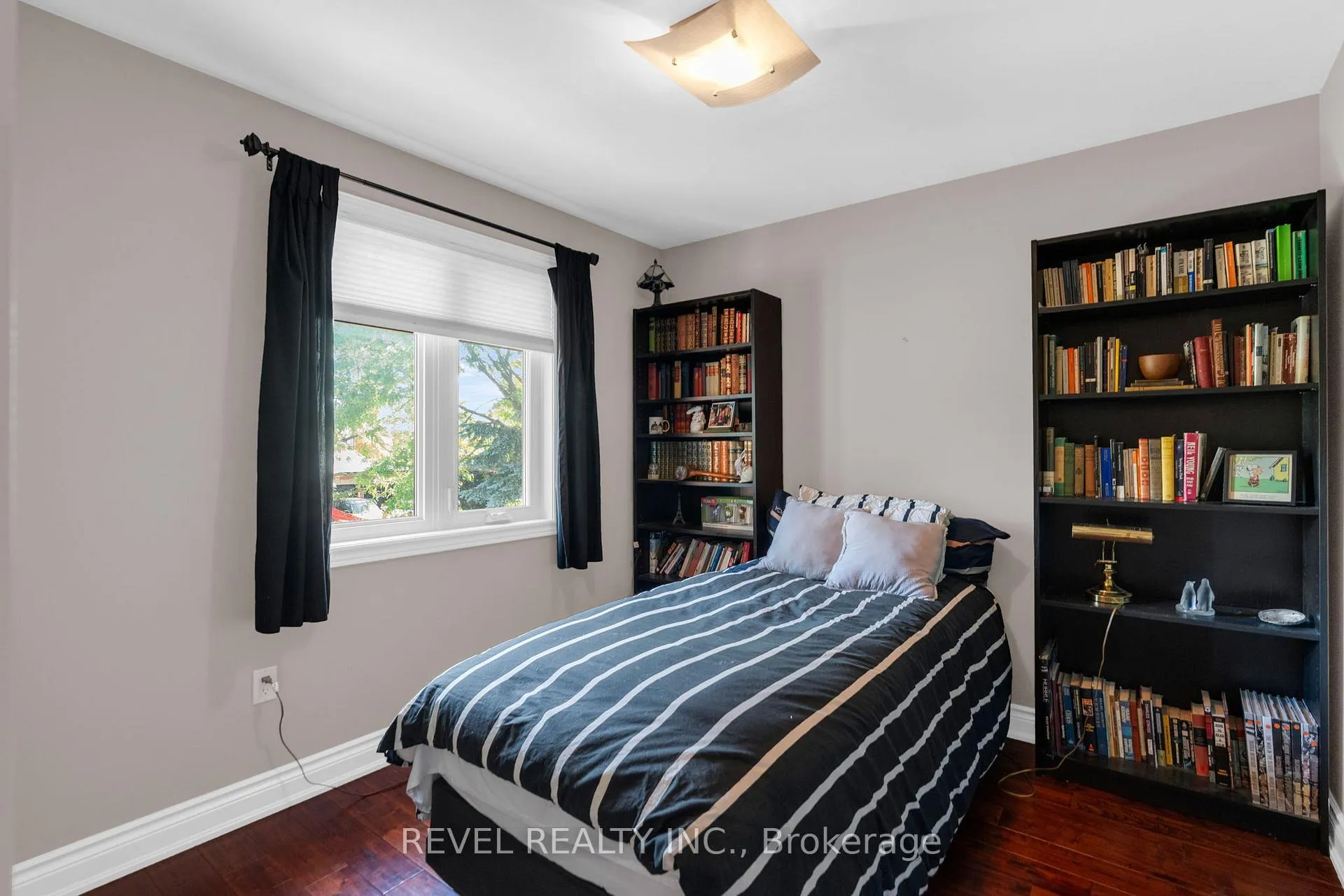 Photo 19 of 33 Falling Brook Drive, Barrie, Bayshore — HOMEH